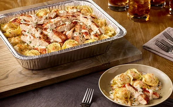 Olive Garden Chicken Tortelloni Alfredo (serves 4 - 6 )