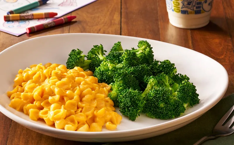 Olive Garden Kids Macaroni & Cheese